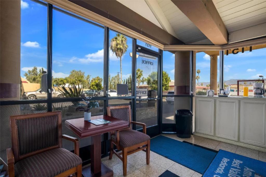 Americas Best Value Inn Redlands San Bernardino Exterior foto